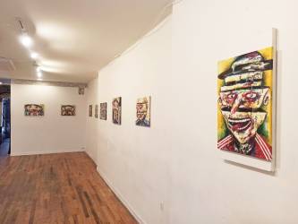 Výstava AMERICA STILL LOVES ME AND I  LOVE AMERICA TOO | The Living gallery, Brooklyn, New York, USA