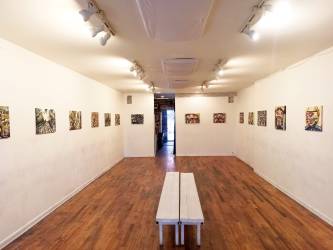 Výstava AMERICA STILL LOVES ME AND I  LOVE AMERICA TOO | The Living gallery, Brooklyn, New York, USA