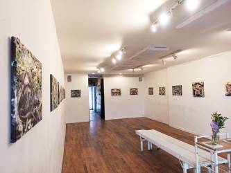 Výstava AMERICA STILL LOVES ME AND I  LOVE AMERICA TOO | The Living gallery, Brooklyn, New York, USA