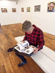 Výstava AMERICA STILL LOVES ME AND I  LOVE AMERICA TOO | The Living gallery, Brooklyn, New York, USA